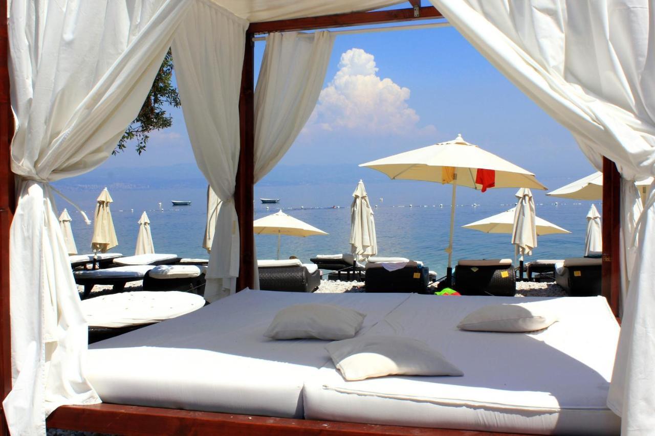 Apartments And Rooms By The Sea Medveja, Opatija - 2305 洛夫兰 外观 照片